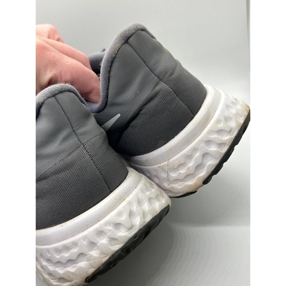 Nike Men’s Revelation 5 Running Athletic Shoes Size 12 main image 5